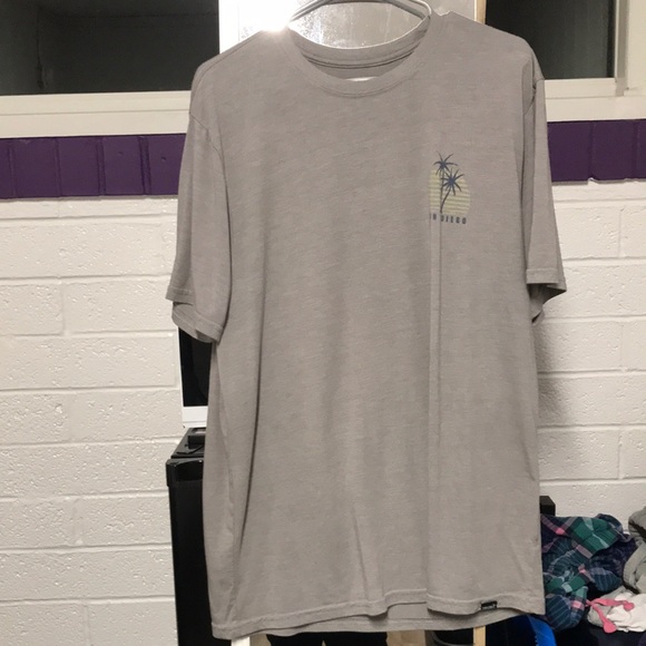 Grey t shirt - Picture 1 of 3